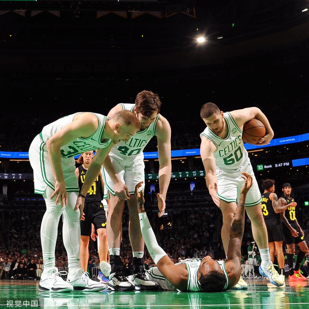 他在战术上 他在战术上