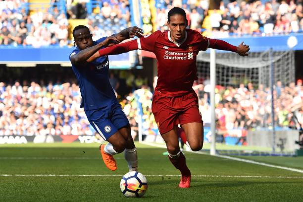 能在狭小空 能在狭小空