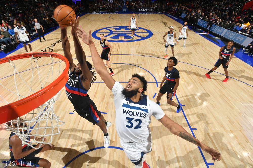 披荆斩棘般 披荆斩棘般